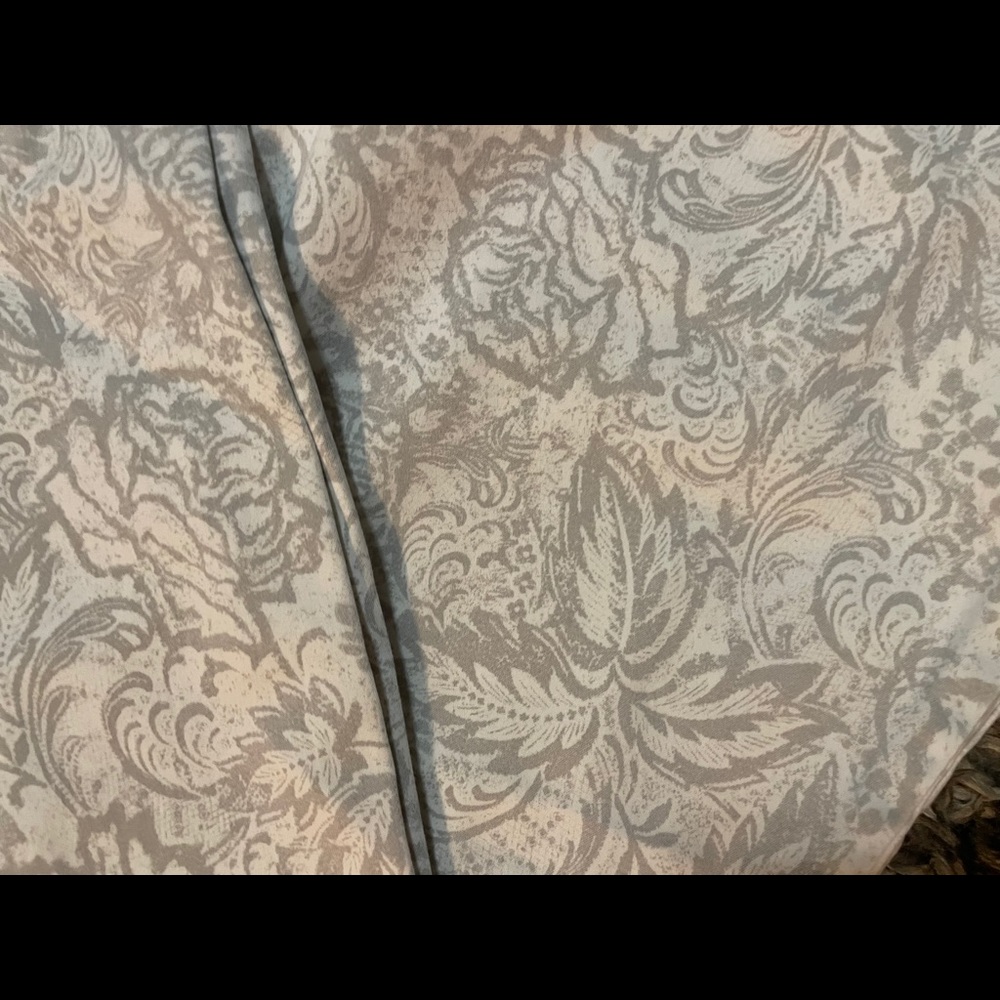 NYDJ Damask Print Pants - Picture 2 of 4